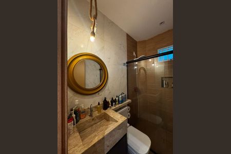 Casa para alugar com 140m², 2 quartos e 2 vagas Casa para alugar com 140m², 2 quartos e 2 vagasBanheiro