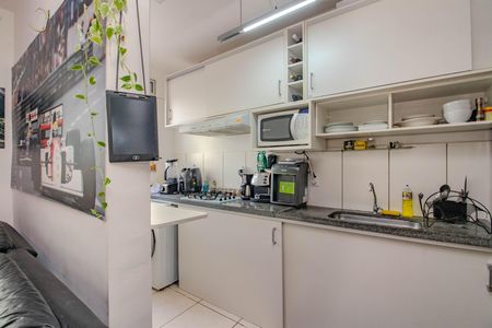 Apartamento para alugar com 48m², 2 quartos e 1 vaga Apartamento para alugar com 48m², 2 quartos e 1 vagaCozinha e Área de Serviço