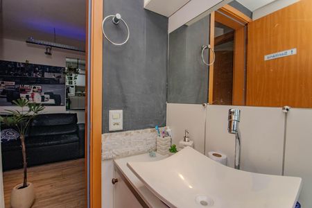 Apartamento para alugar com 48m², 2 quartos e 1 vaga Apartamento para alugar com 48m², 2 quartos e 1 vagaBanheiro