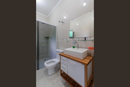Banheiro de casa para alugar com 1 quarto, 40m² em Vila Santa Ines, São Paulo