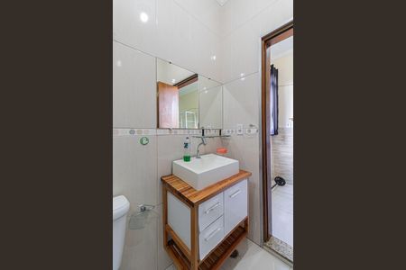 Banheiro de casa para alugar com 1 quarto, 40m² em Vila Santa Ines, São Paulo