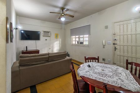 Sala de apartamento para alugar com 1 quarto, 45m² em Canto do Forte, Praia Grande