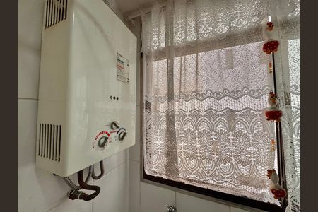 Apartamento à venda com 120m², 3 quartos e 2 vagas Apartamento à venda com 120m², 3 quartos e 2 vagasCozinha e Área de Serviço