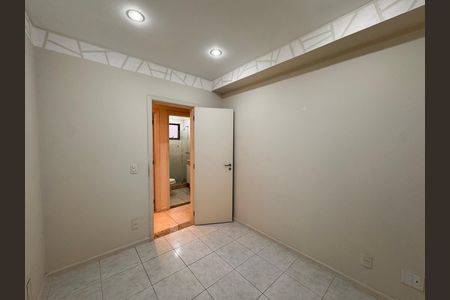 Apartamento à venda com 120m², 3 quartos e 2 vagas Apartamento à venda com 120m², 3 quartos e 2 vagasQuarto 1