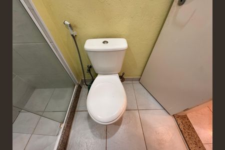 Apartamento à venda com 120m², 3 quartos e 2 vagas Apartamento à venda com 120m², 3 quartos e 2 vagasSuíte - Banheiro
