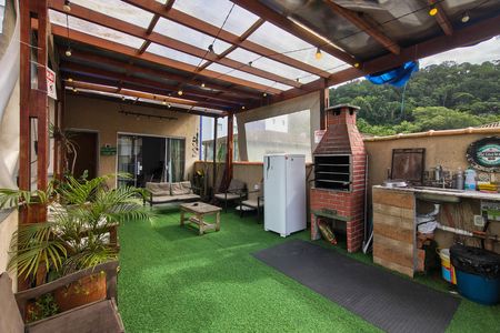 Casa para alugar com 150m², 3 quartos e 2 vagas Casa para alugar com 150m², 3 quartos e 2 vagasÁrea comum - Churrasqueira