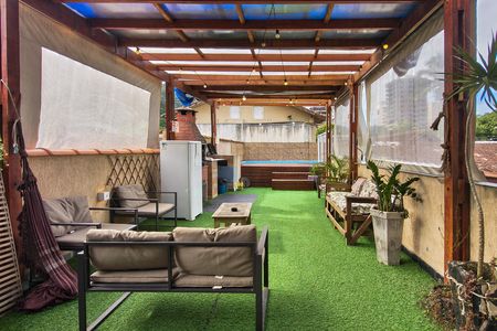 Casa para alugar com 150m², 3 quartos e 2 vagas Casa para alugar com 150m², 3 quartos e 2 vagasÁrea comum - Churrasqueira