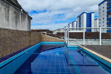 Casa para alugar com 150m², 3 quartos e 2 vagas Casa para alugar com 150m², 3 quartos e 2 vagasÁrea comum - Piscina