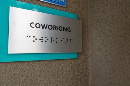 Apartamento à venda com 37m², 2 quartos e 1 vaga Apartamento à venda com 37m², 2 quartos e 1 vagaCoworking