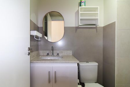 Apartamento para alugar com 43m², 2 quartos e sem vaga Apartamento para alugar com 43m², 2 quartos e sem vagaBanheiro