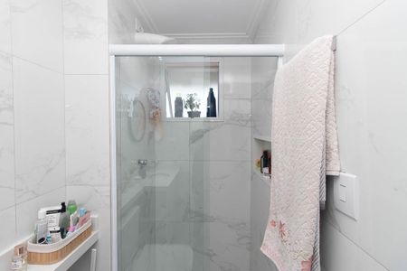 Apartamento à venda com 42m², 2 quartos e 1 vaga Apartamento à venda com 42m², 2 quartos e 1 vagaBanheiro