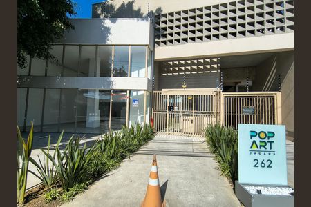 Apartamento à venda com 42m², 2 quartos e 1 vaga Apartamento à venda com 42m², 2 quartos e 1 vagaFachada