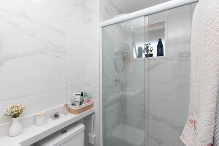 Apartamento à venda com 42m², 2 quartos e 1 vaga Apartamento à venda com 42m², 2 quartos e 1 vagaBanheiro