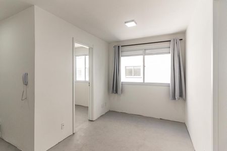 Apartamento para alugar com 38m², 2 quartos e sem vaga Apartamento para alugar com 38m², 2 quartos e sem vagaSala