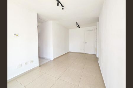 Sala de apartamento para alugar com 1 quarto, 45m² em Brooklin, São Paulo