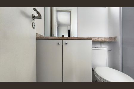 Apartamento à venda com 64m², 2 quartos e 1 vaga Apartamento à venda com 64m², 2 quartos e 1 vagaBanheiro da Suíte