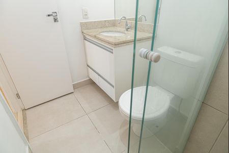 Studio à venda com 42m², 1 quarto e 1 vaga Studio à venda com 42m², 1 quarto e 1 vagaBanheiro