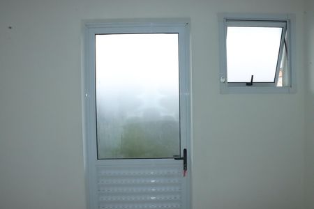 Área de serviço de casa de condomínio para alugar com 2 quartos, 60m² em Bairro Jardim Nossa Senhora das Graças, Cotia