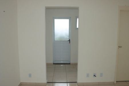 Casa de condomínio para alugar com 60m², 2 quartos e 1 vagaCorredor
