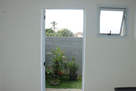Casa de condomínio para alugar com 60m², 2 quartos e 1 vagaÁrea de serviço