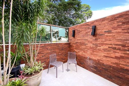 Apartamento à venda com 120m², 3 quartos e 2 vagasVaranda