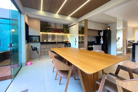 Apartamento à venda com 120m², 3 quartos e 2 vagasCopa