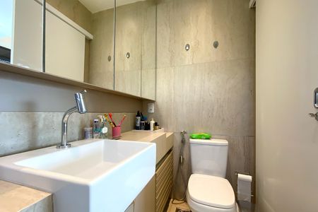 Apartamento à venda com 120m², 3 quartos e 2 vagasBanheiro da Suíte 1