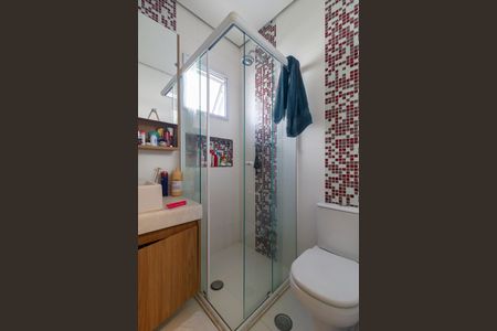 Casa de condomínio à venda com 212m², 4 quartos e 3 vagas Casa de condomínio à venda com 212m², 4 quartos e 3 vagasSuíte 2 - Banheiro