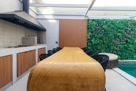 Casa de condomínio à venda com 212m², 4 quartos e 3 vagas Casa de condomínio à venda com 212m², 4 quartos e 3 vagasEspaço Gourmet