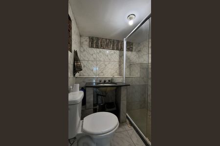 Banheiro de kitnet/studio para alugar com 1 quarto, 40m² em Recreio dos Bandeirantes, Rio de Janeiro