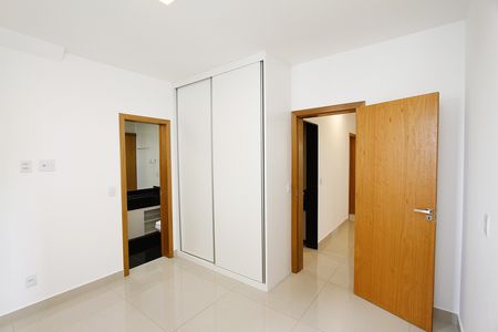 Apartamento à venda com 88m², 3 quartos e 2 vagasQuarto 3 - Suíte