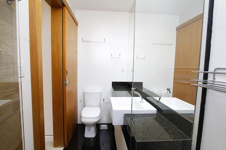 Apartamento à venda com 88m², 3 quartos e 2 vagasBanheiro da Suíte