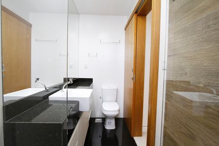 Apartamento à venda com 88m², 3 quartos e 2 vagasBanheiro do Quarto 3