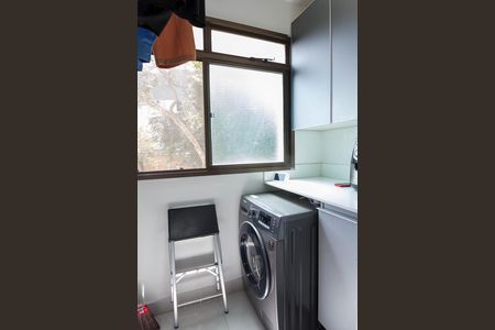 Apartamento à venda com 86m², 3 quartos e 2 vagas Apartamento à venda com 86m², 3 quartos e 2 vagasÁrea de Serviço