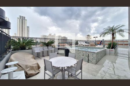 Apartamento para alugar com 24m², 1 quarto e sem vaga Apartamento para alugar com 24m², 1 quarto e sem vagaPiscina