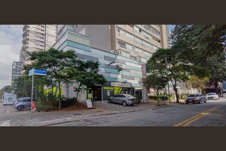 Studio para alugar com 25m², 1 quarto e 1 vaga Studio para alugar com 25m², 1 quarto e 1 vagaFachada