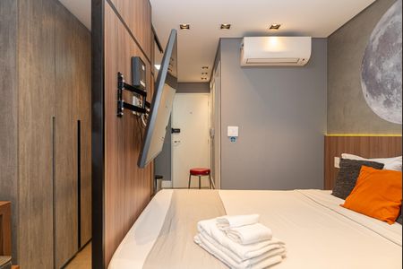 Studio para alugar com 25m², 1 quarto e 1 vaga Studio para alugar com 25m², 1 quarto e 1 vagaQuarto