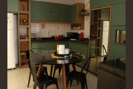 Casa para alugar com 95m², 2 quartos e 3 vagasCozinha