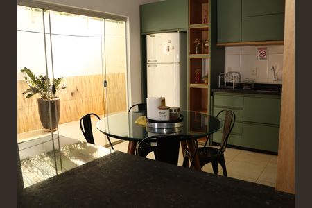 Casa para alugar com 95m², 2 quartos e 3 vagasCozinha