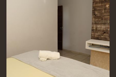Casa para alugar com 95m², 2 quartos e 3 vagasSuíte