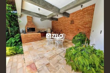Casa à venda com 622m², 5 quartos e 6 vagas Casa à venda com 622m², 5 quartos e 6 vagasFoto 05