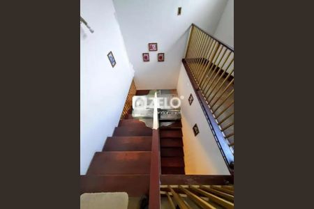 Casa à venda com 622m², 5 quartos e 6 vagas Casa à venda com 622m², 5 quartos e 6 vagasFoto 10