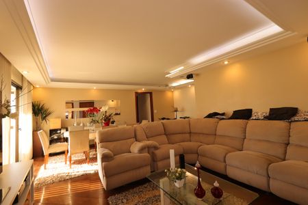 Apartamento à venda com 140m², 3 quartos e 2 vagasSala