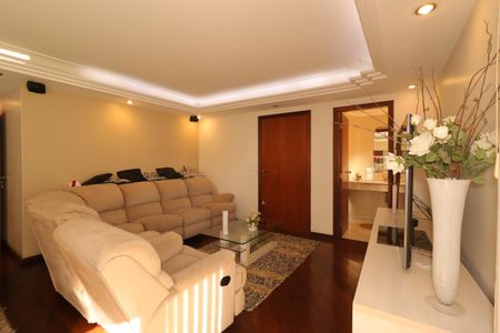 Apartamento à venda com 140m², 3 quartos e 2 vagasSala