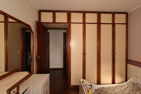 Apartamento à venda com 140m², 3 quartos e 2 vagasQuarto 1
