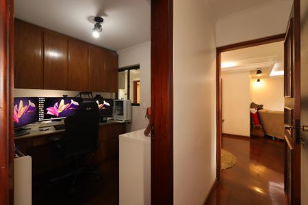 Apartamento à venda com 140m², 3 quartos e 2 vagasCorredor