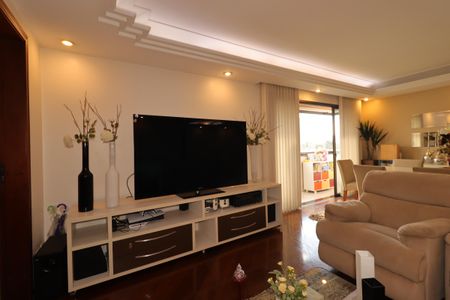 Apartamento à venda com 140m², 3 quartos e 2 vagasSala