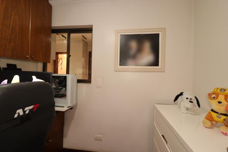 Apartamento à venda com 140m², 3 quartos e 2 vagasEscritório