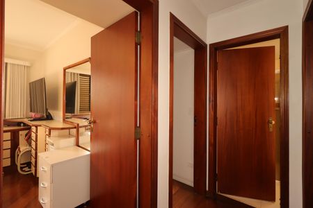 Apartamento à venda com 140m², 3 quartos e 2 vagasCorredor