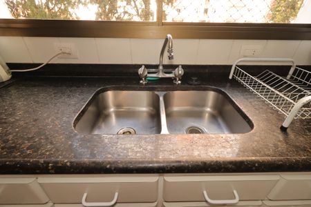 Apartamento à venda com 140m², 3 quartos e 2 vagasCozinha - Pia